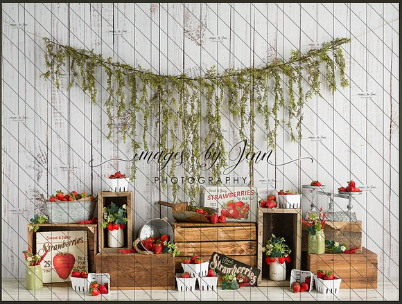 B68- Strawberry Picking